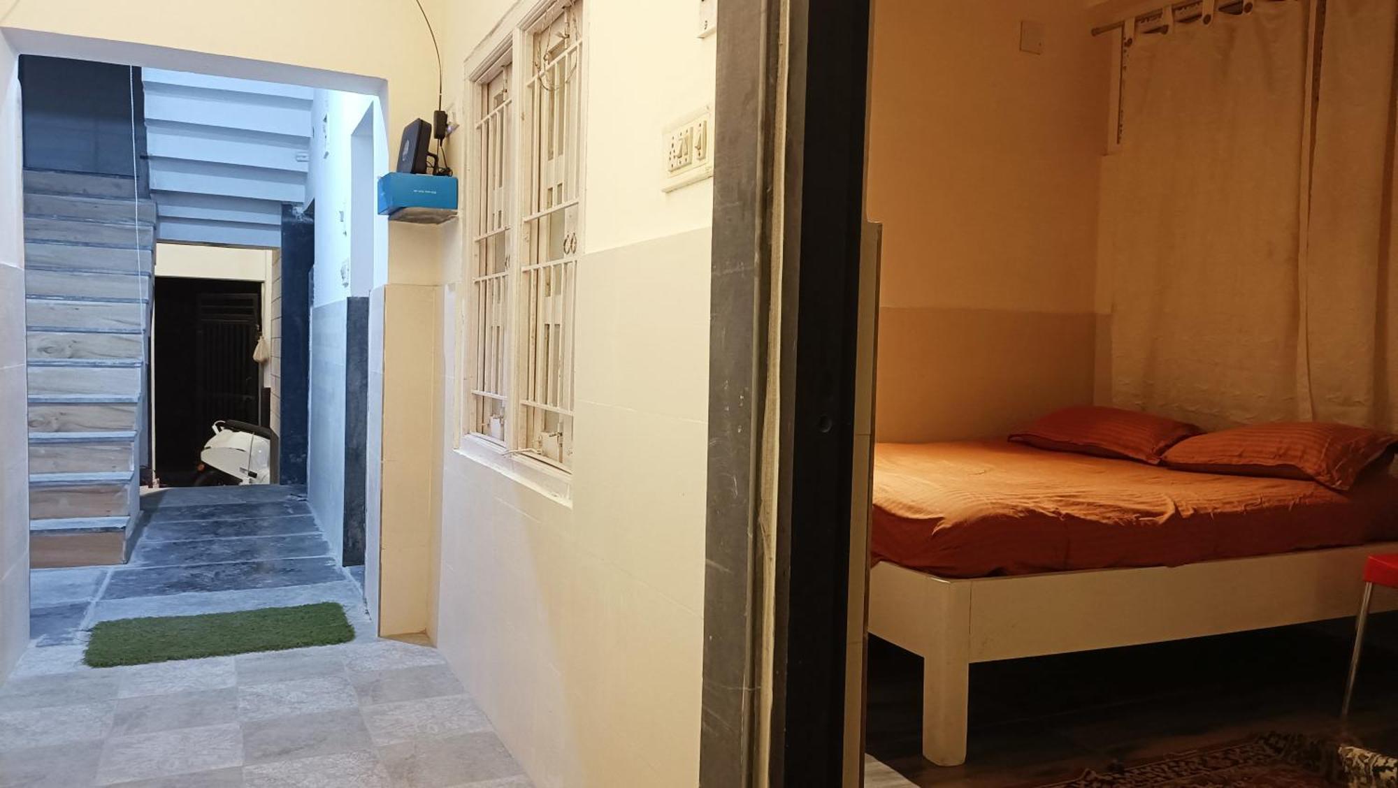 Nirman Homestay 5 Minutes Walk To Beach Puri Esterno foto