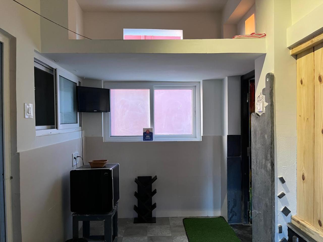 Nirman Homestay 5 Minutes Walk To Beach Puri Esterno foto