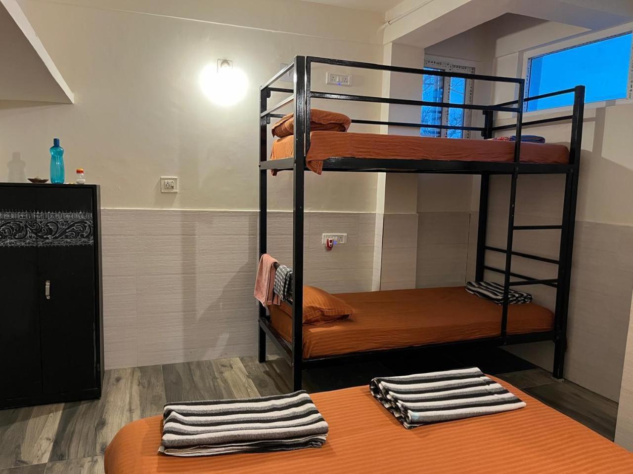 Nirman Homestay 5 Minutes Walk To Beach Puri Esterno foto