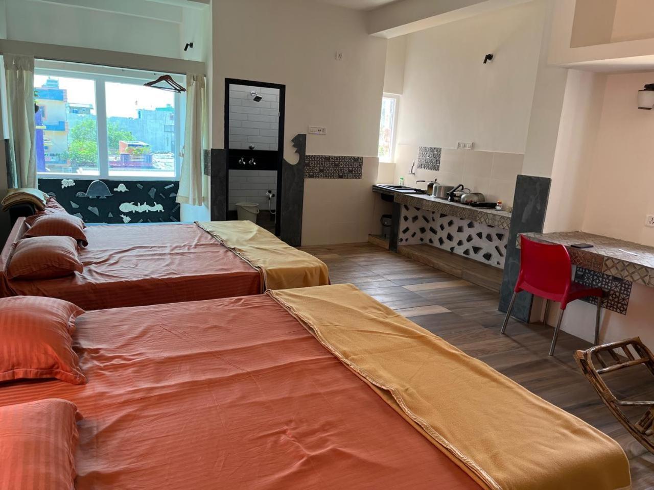Nirman Homestay 5 Minutes Walk To Beach Puri Esterno foto